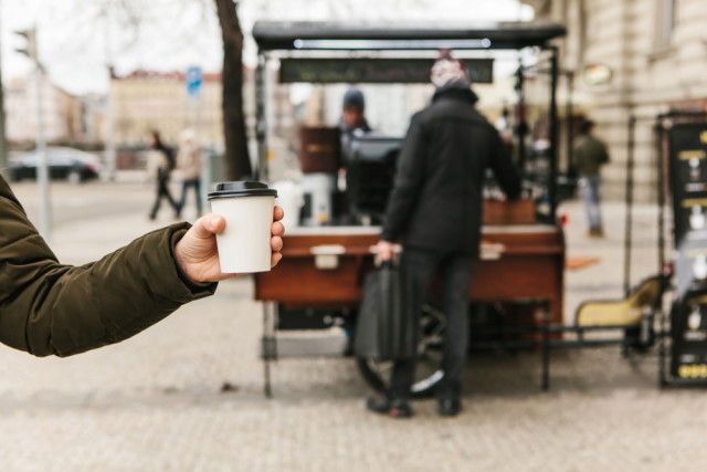 Pomysł na biznes: wózek gastronomiczny hot-dog lub kawa